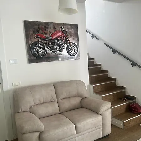 Villa Lido - *